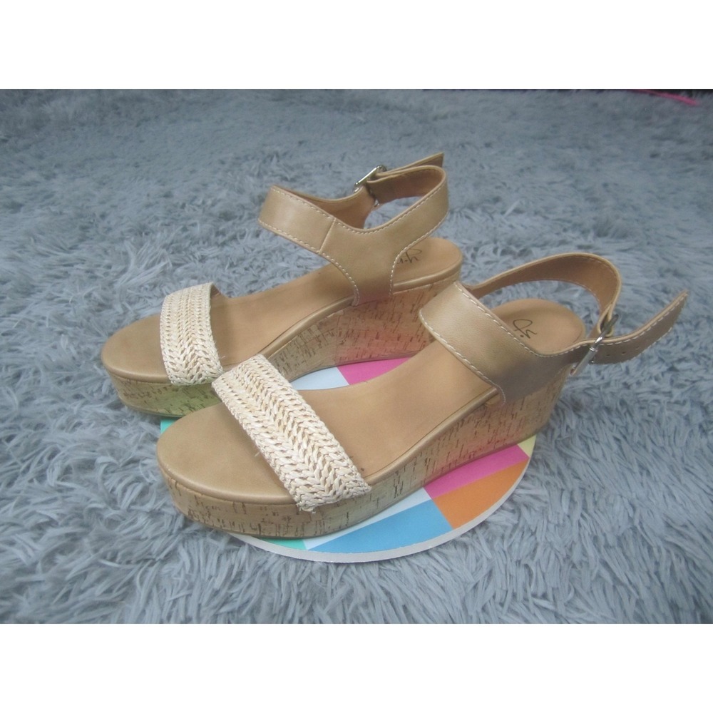 Y-Not? Shoes Womens Size 8.5 Beige Strappy Slingback Platform Wedge Sandals